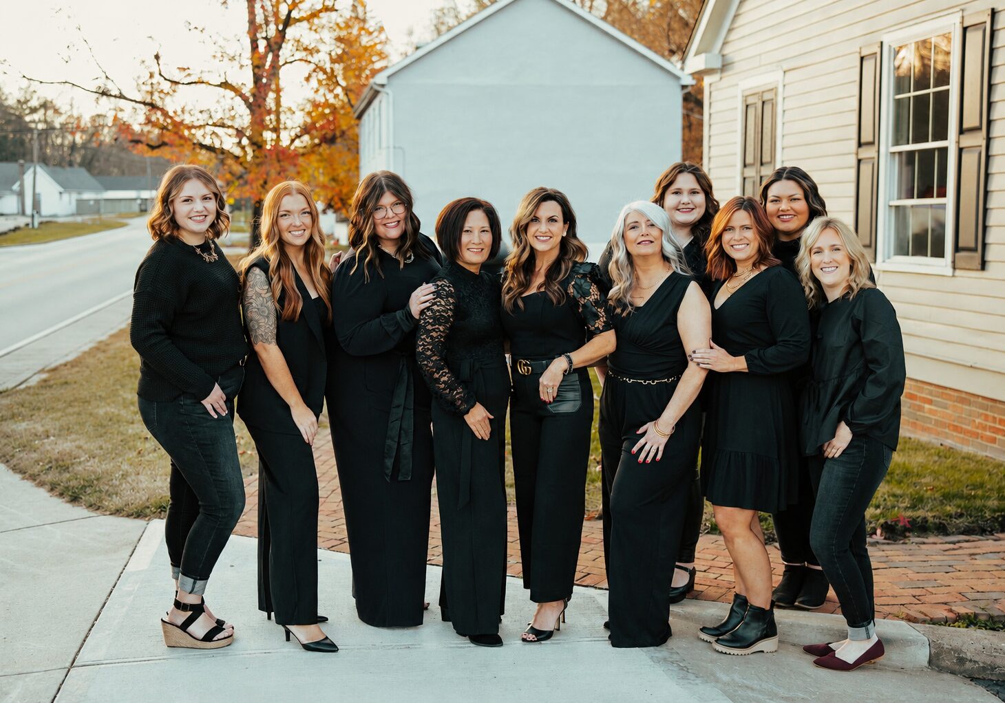 illian's Salon staff and stylists in Roscoe Village, Coshocton, Ohio